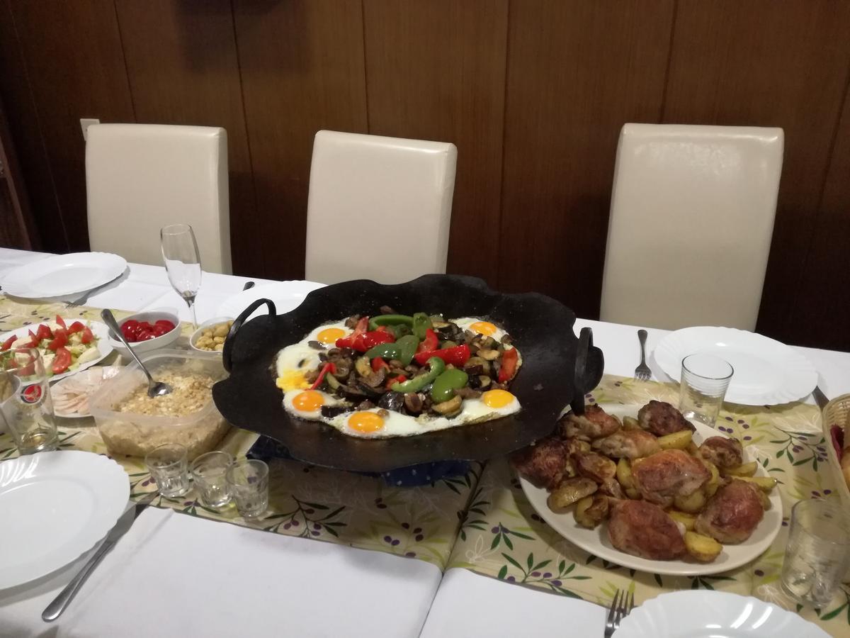 Hotel Tatrania Stará Lesná Buitenkant foto